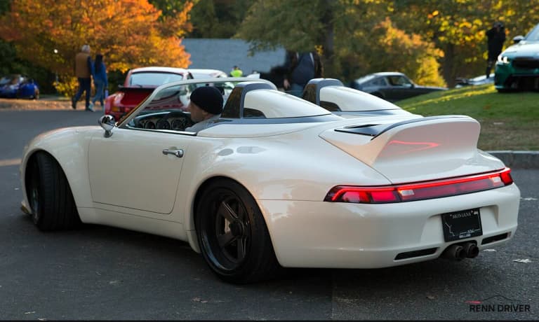 Gunther Werks 993 restomod side profile