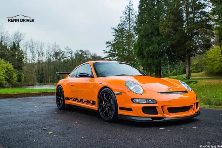 Porsche 911 997 GT3 RS in orange