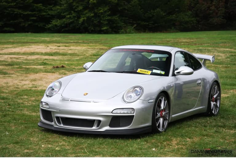 Porsche 911 997 GT3 in silver