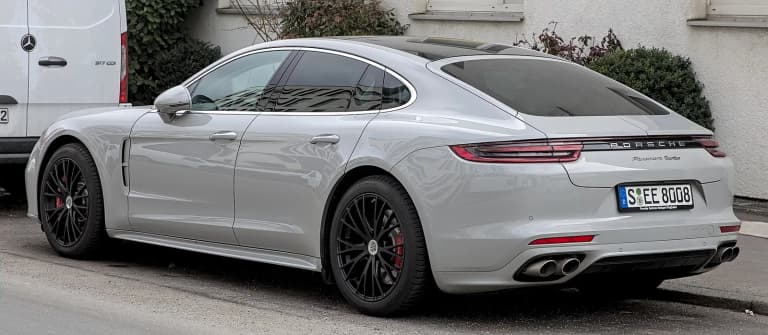 Porsche 971 Panamera Turbo.