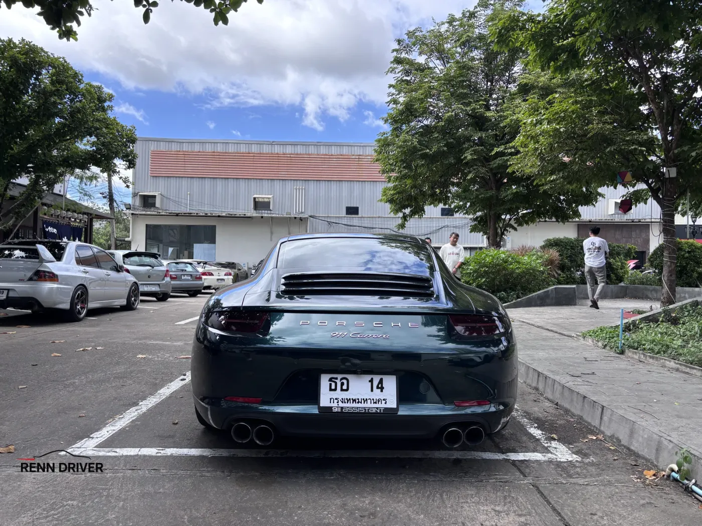 Dark green Porsche 991 rear view