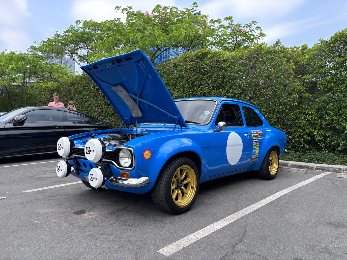 Blue Ford Escort Mk1 rally build at a Horme Cafe Bang Na meet